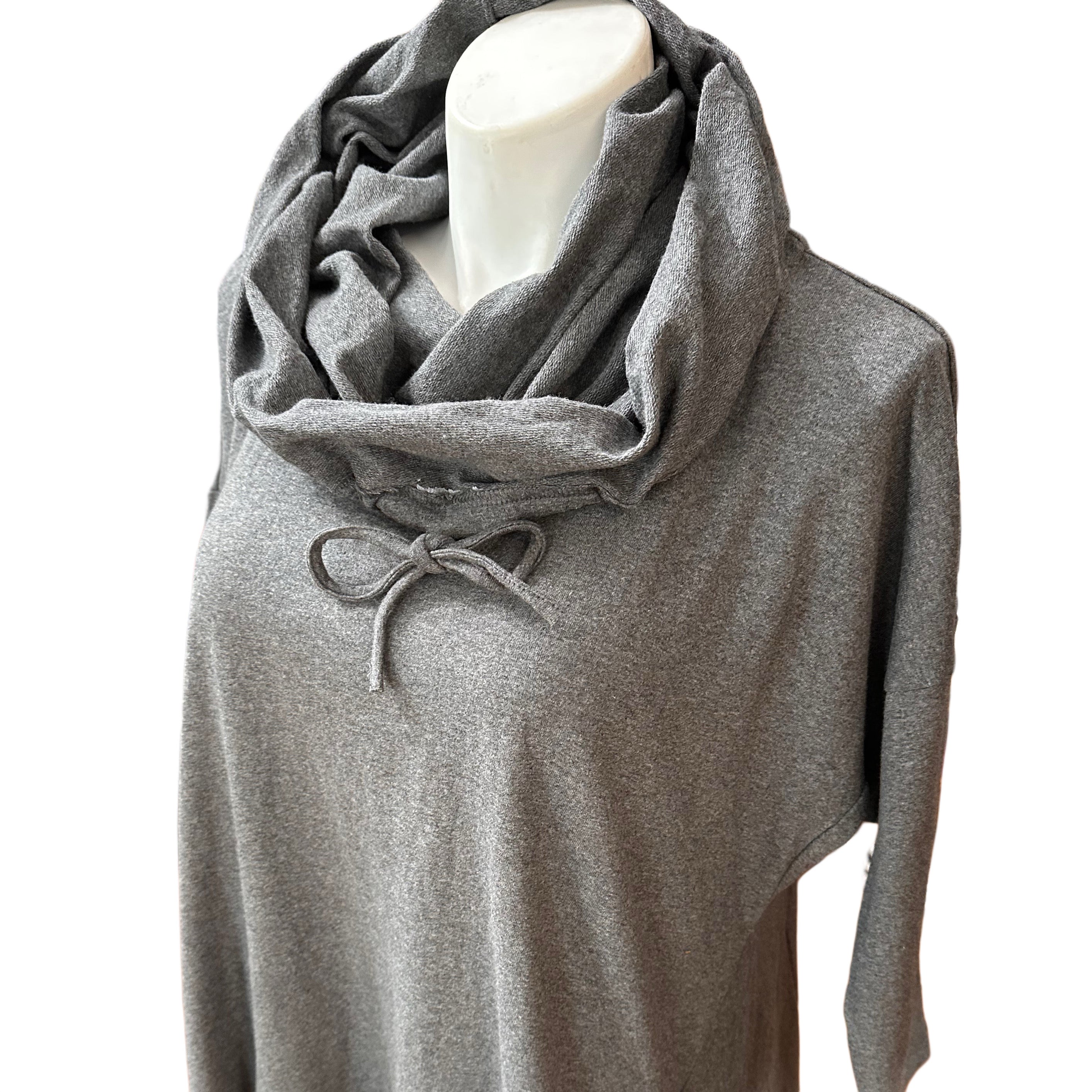 Removable Collar Tunic Top Gray